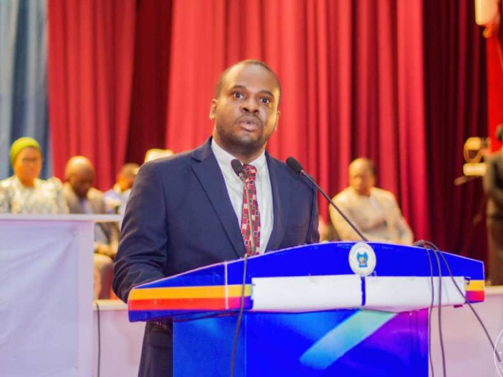 RDC : L’ex vice-ministre des Finances, Junior Mata, conscientise les jeunes sur les vertus de l'entrepreneuriat dans l'édification d'une nation prospère RDC : L’ex vice-ministre des Finances, Junior Mata, conscientise les jeunes sur les vertus de l'entrepreneuriat dans l'édification d'une nation prospère