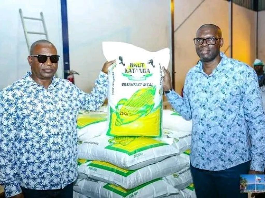 Farine de Maïs MasterSP 25kg disponible à Kinshasa - Yeto