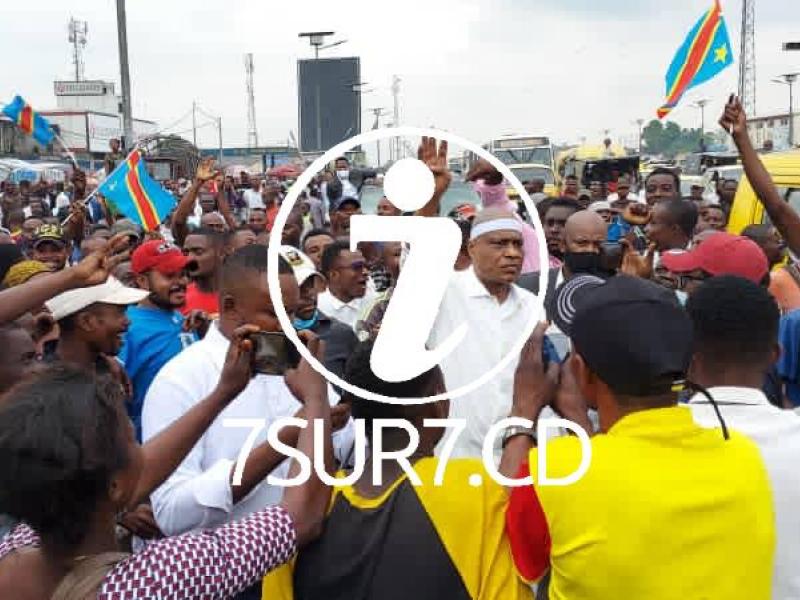 7SUR7