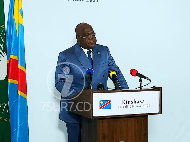 Félix Tshisekedi devant la presse au Palais de la Nation à Kinshasa 