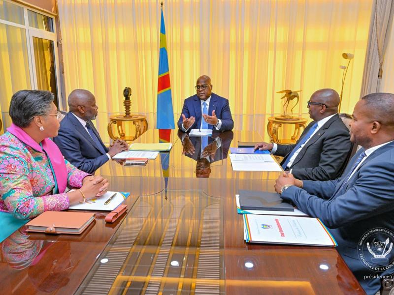 Félix Tshisekedi présidant la première réunion inter institutionnelle depuis les élections de 2023