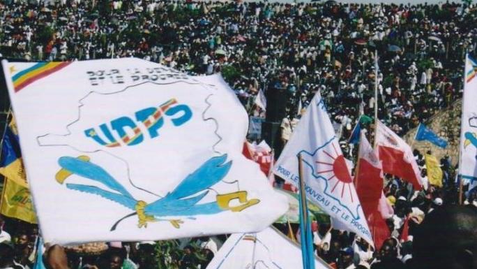 7SUR7.CD