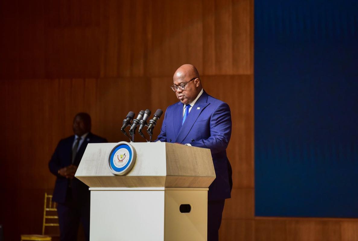 Le président Félix  Tshisekedi a lancé, ce mardi 10 septembre, la 8ᵉ édition de l’ExpoBeton RDC qui se déroule jusqu’au 12 septembre 2024 à Kinshasa, puis s’étendra à Matadi au Kongo-Central, du 14 au 20 septembre.  Placé sous le thème : « Révolution urbaine : des solutions durables pour le corridor ouest, Kinshasa et le Kongo Central », ce salon qui rassemble plusieurs acteurs publics et privés a pour but d’offrir un cadre de réflexions sur la bonne politique d’aménagement urbain.   Dans son allocution, le